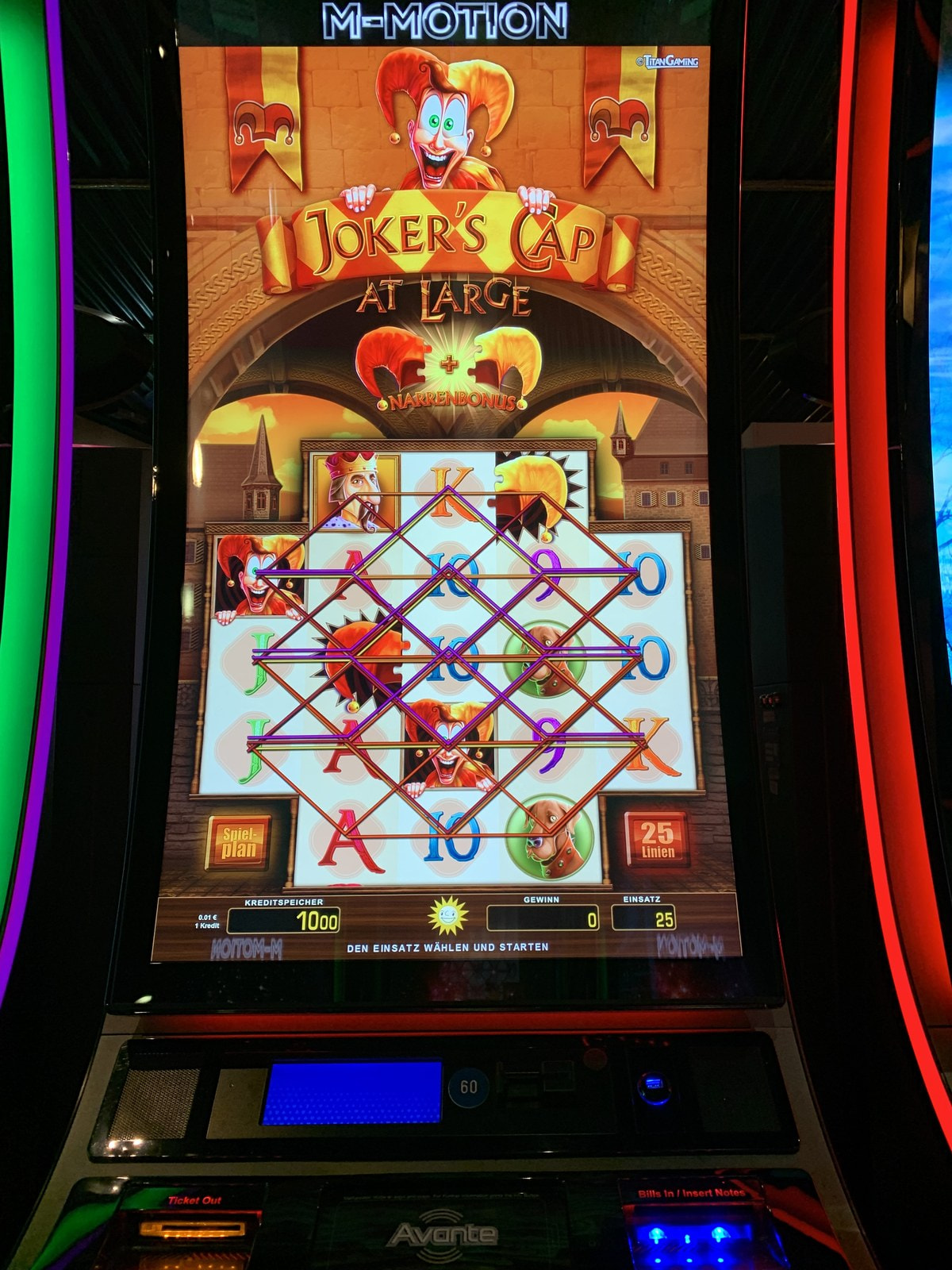 Merkur-M-Motion-Automat mit dem Spiel Joker's Cap At Large in der Spielbank Bad Oeynhausen
