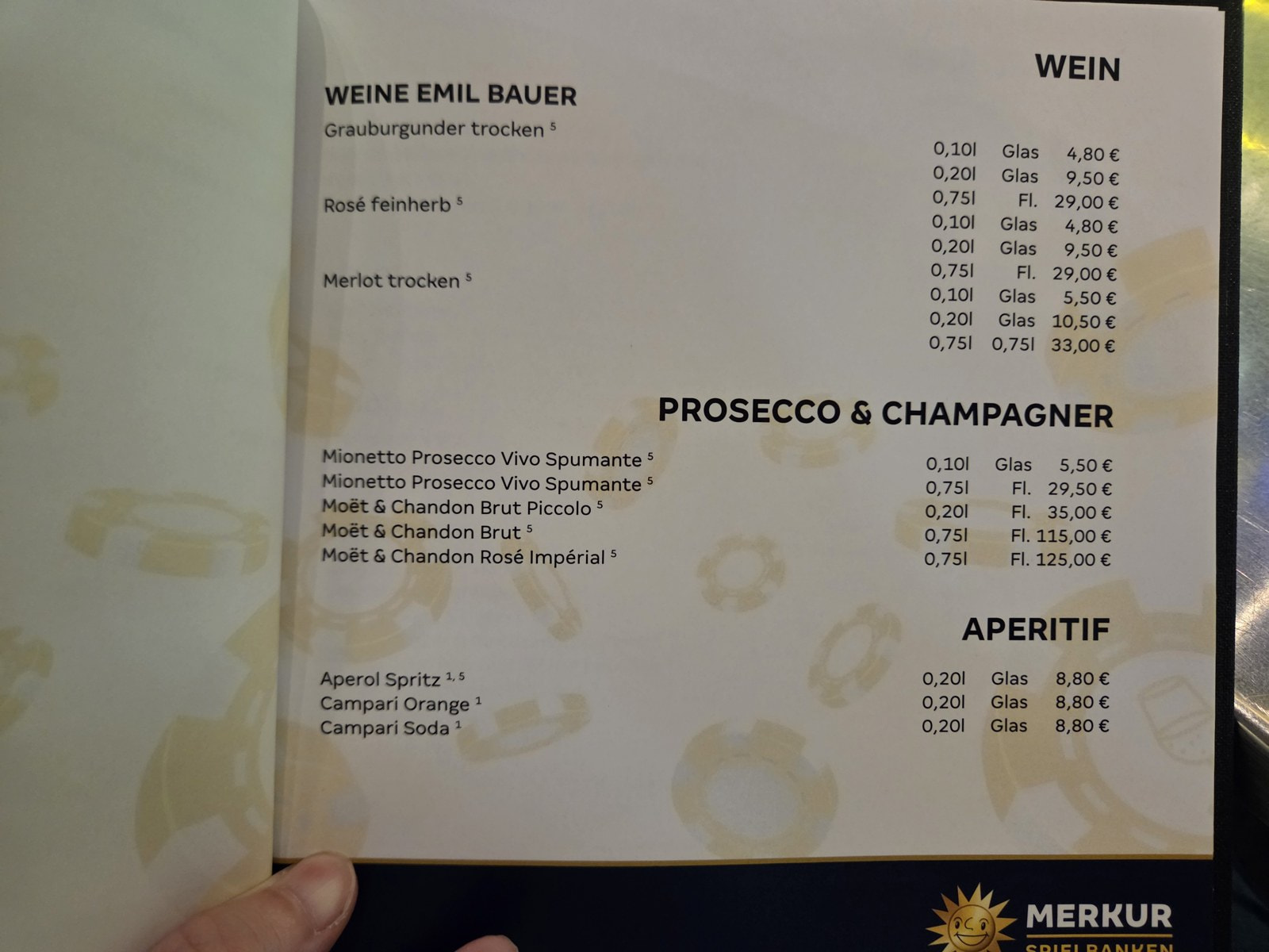 Wein- und Champagnerkarte der Bar im Casino Duisburg mit Moët & Chandon